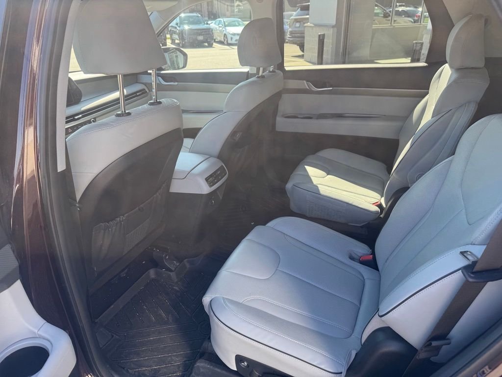 Used 2025 Red Hyundai SEL image 16