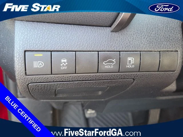 Certified Used 2020 Pearl Toyota LE image 27
