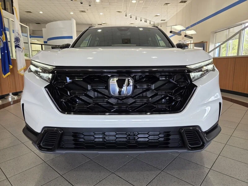 New 2026 Platinum White Pearl Honda SPORT FWD image 2