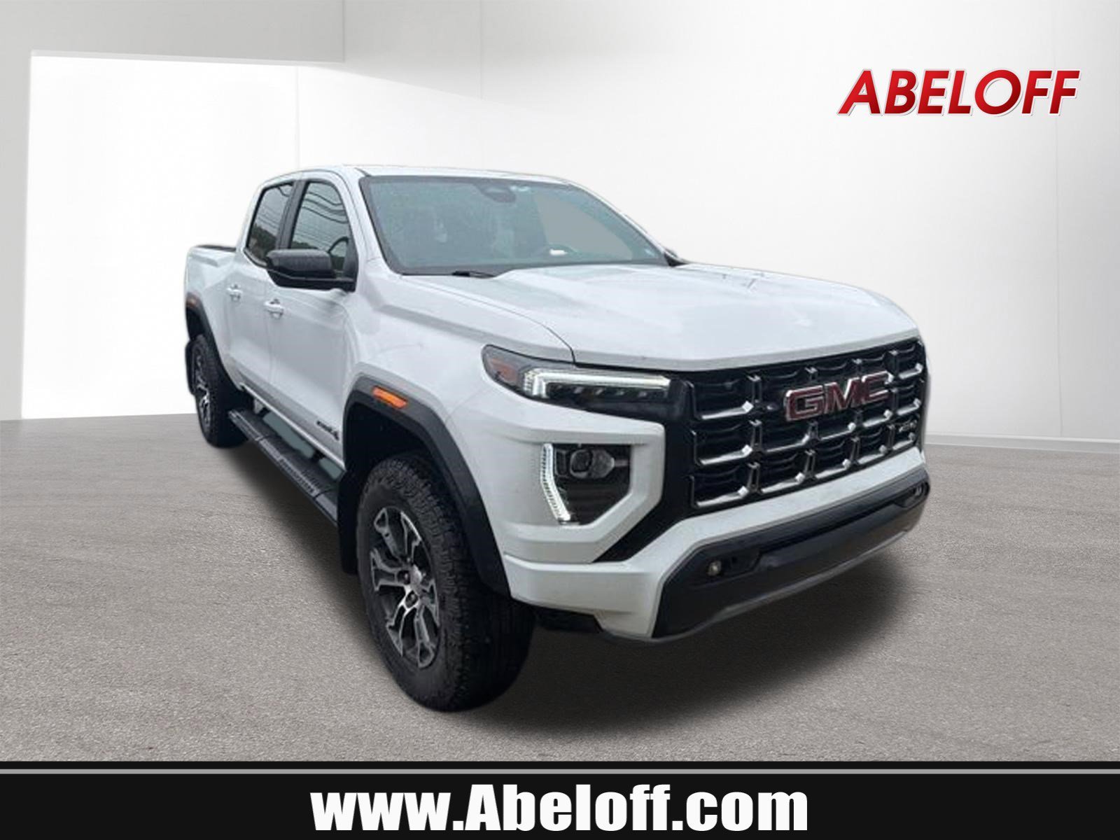 2023 GMC Canyon 4WD AT4 Crew Cab Short Box's photo