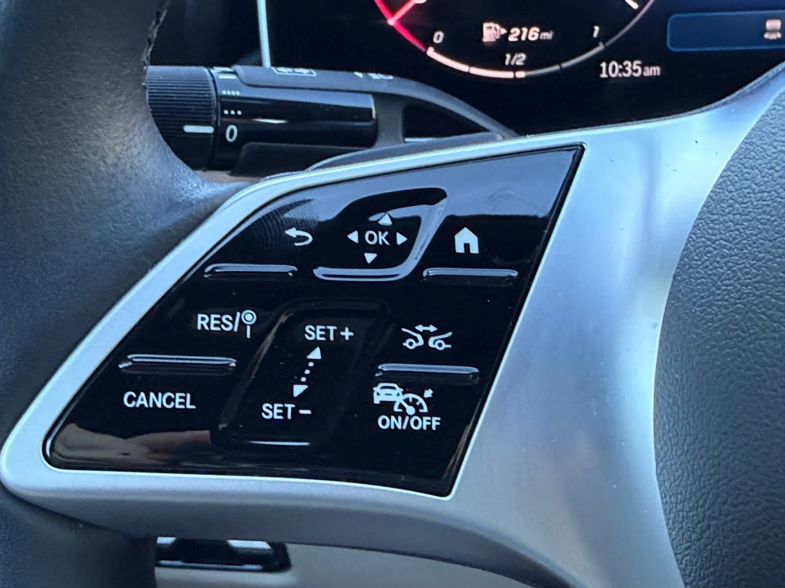 2025 Mercedes-Benz C-Class Sedan C 300 - Photo 21