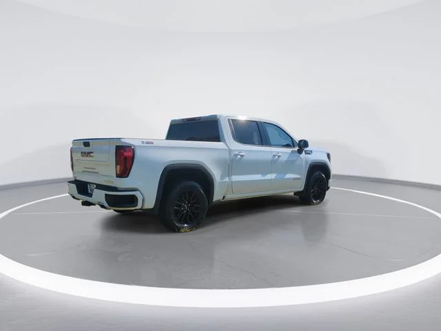 Used 2022 White GMC Elevation image 8