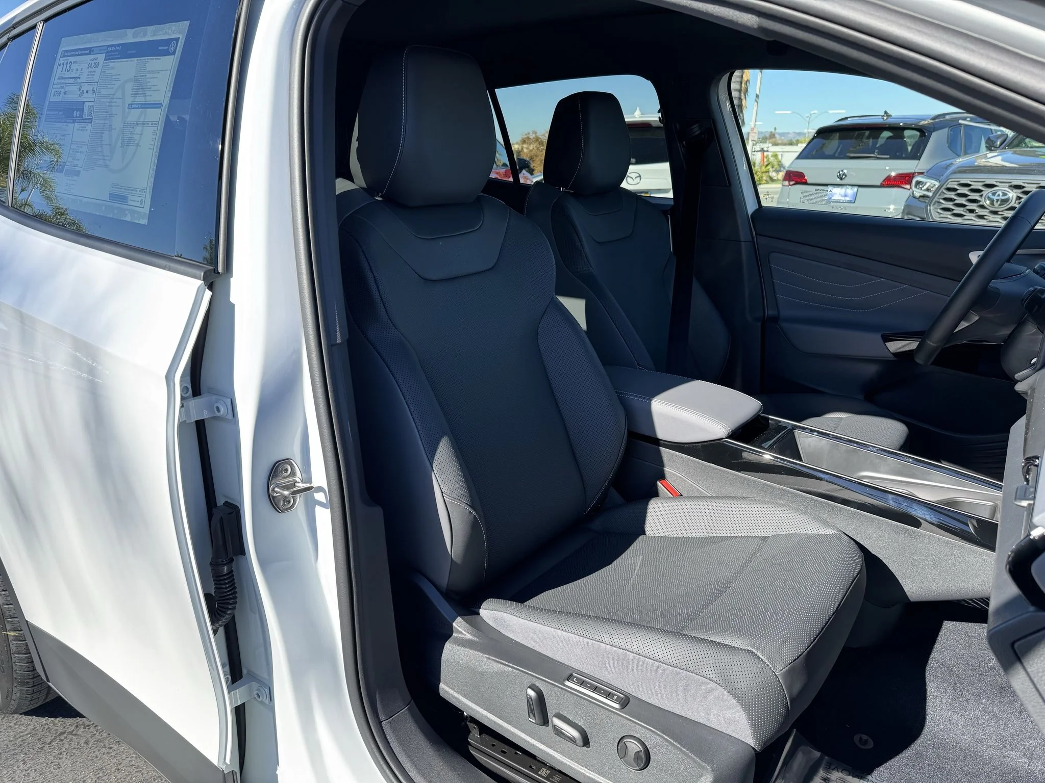 New 2026 Opal White Pearl Volkswagen Pro S image 36