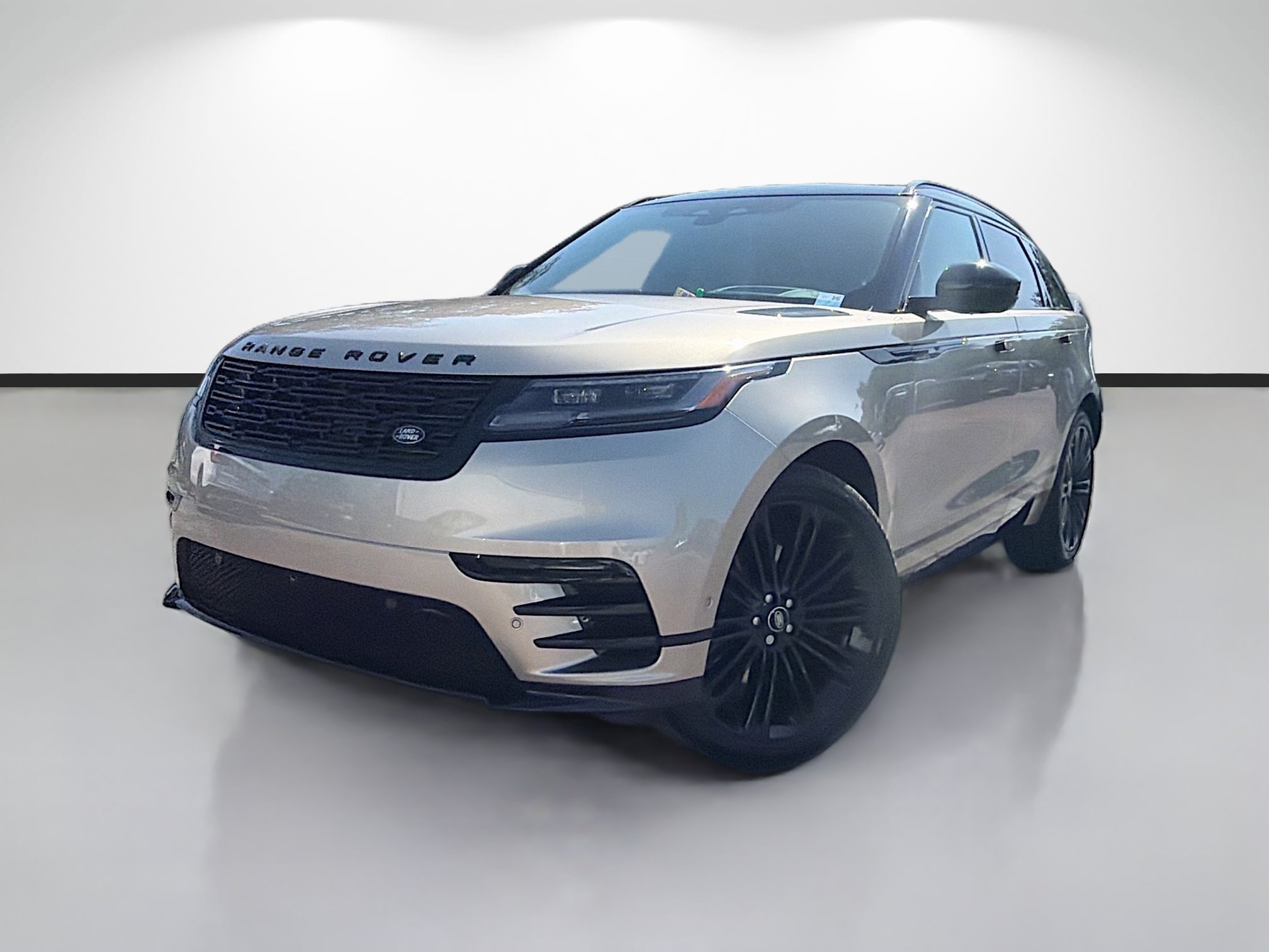 New 2026 Batumi Gold Land Rover Belgravia Edition image 1
