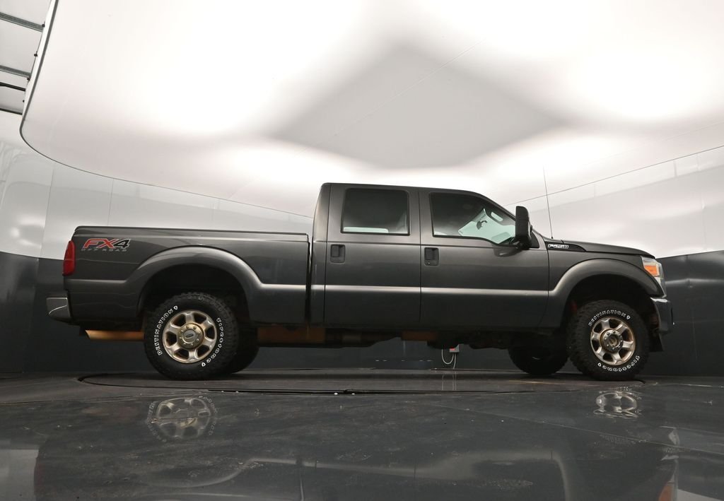 Used 2016 Gray Ford XL image 43