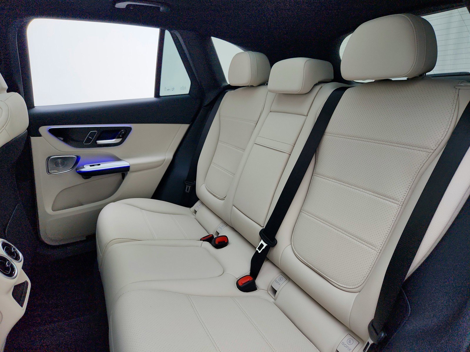 New 2026 Black Mercedes-Benz GLC 300 SUV image 39