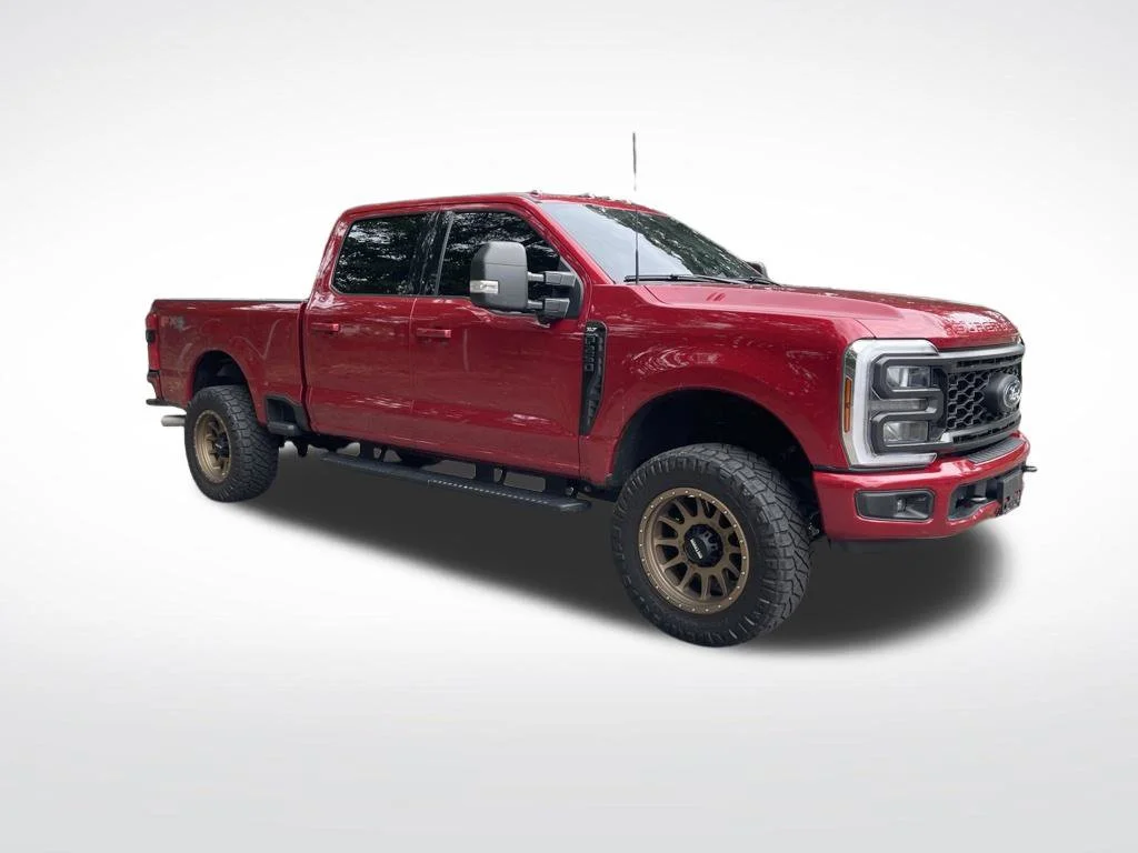 Used 2024 Red Ford XLT image 6