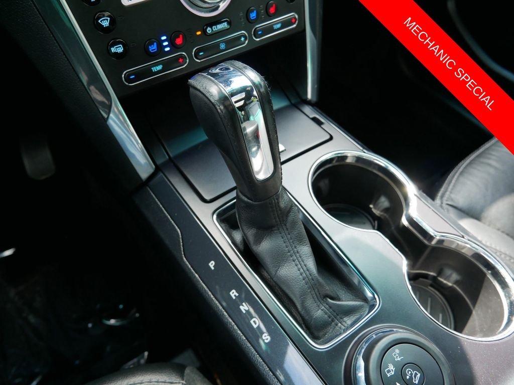 Used 2016 Gray Ford Limited image 25