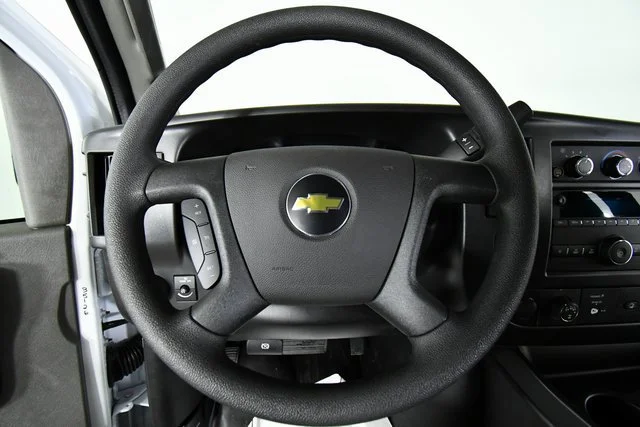 New 2025 Summit White Chevrolet WT image 2