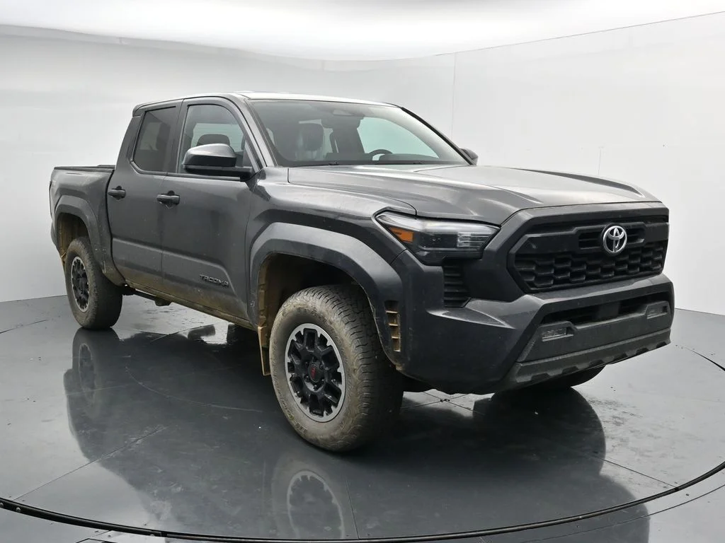 Used 2024  Toyota TRD Off-Road image 2