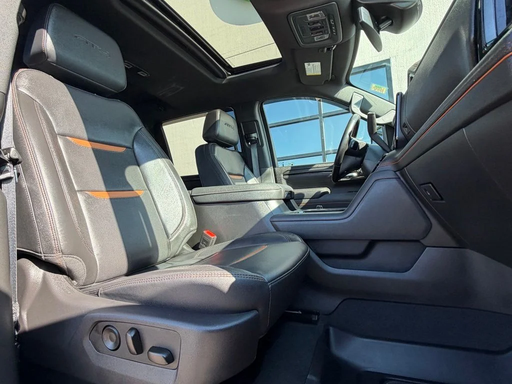 Used 2025 Gray GMC AT4 image 21