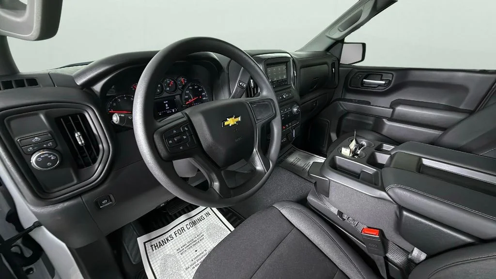 Used 2026 White Chevrolet Custom image 18