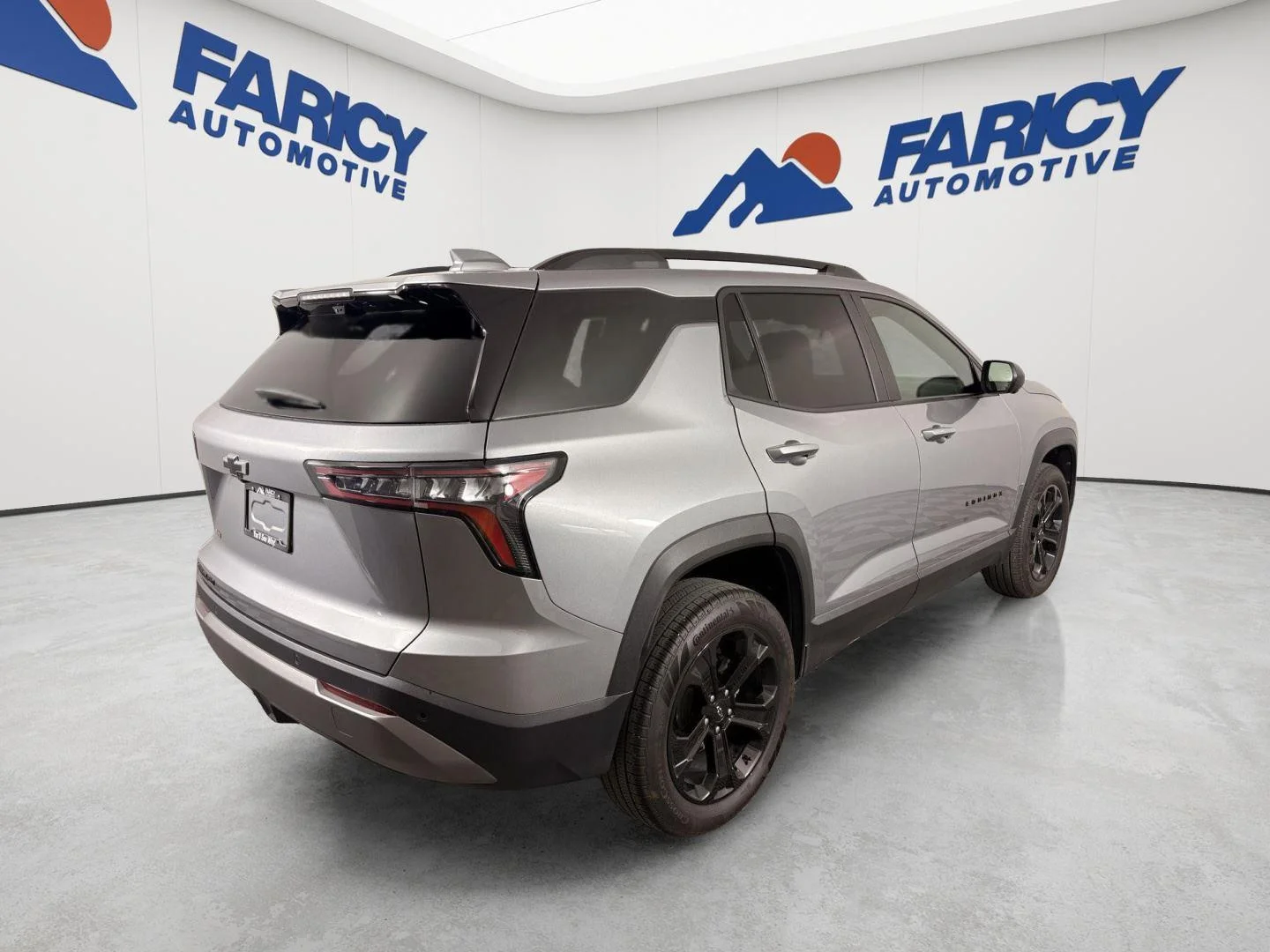 Used 2025 Sterling Gray Metallic Chevrolet LT image 8