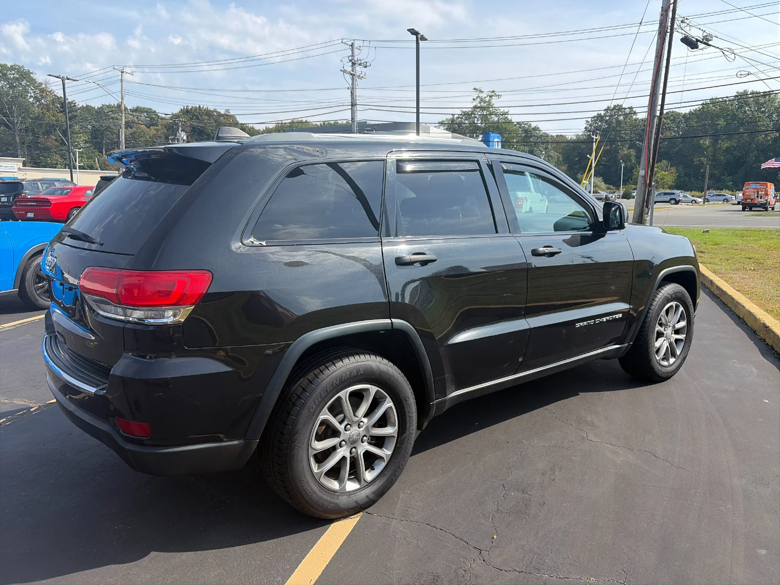Used 2014 Brilliant Black Crystal Pearlcoat Jeep Limited image 5