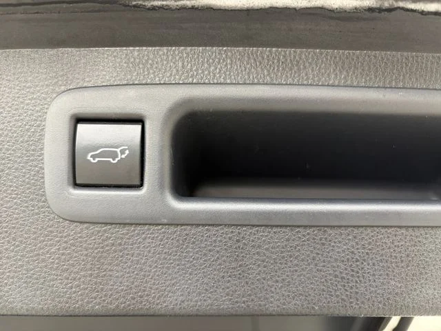 Used 2021 Gray Toyota XLE image 24
