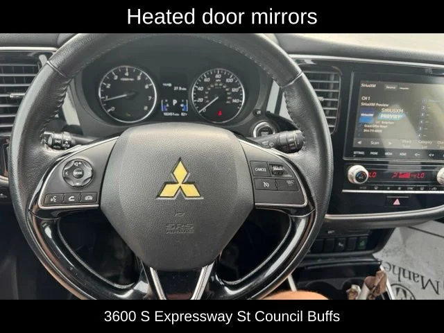 Used 2020 Silver Mitsubishi SEL image 10