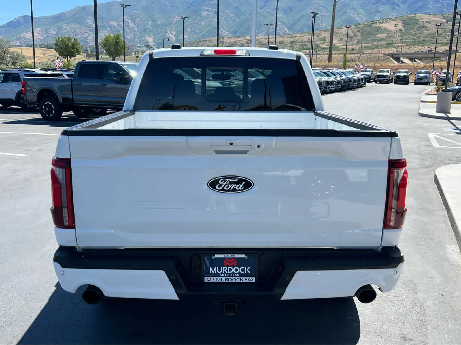 Certified Used 2025 Oxford White Clearcoat Ford LARIAT image 9