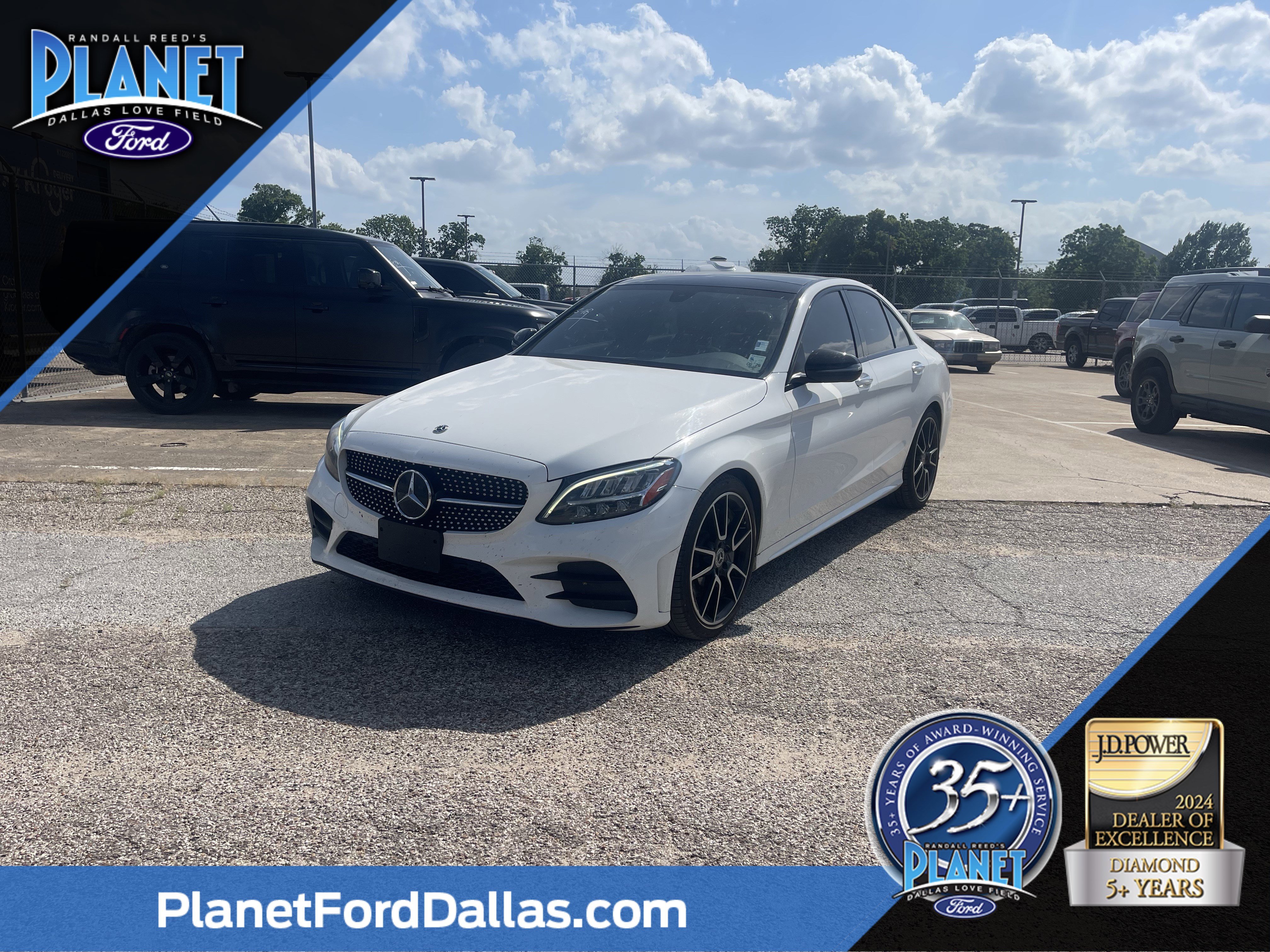 2019 Mercedes-Benz C-Class C300's photo