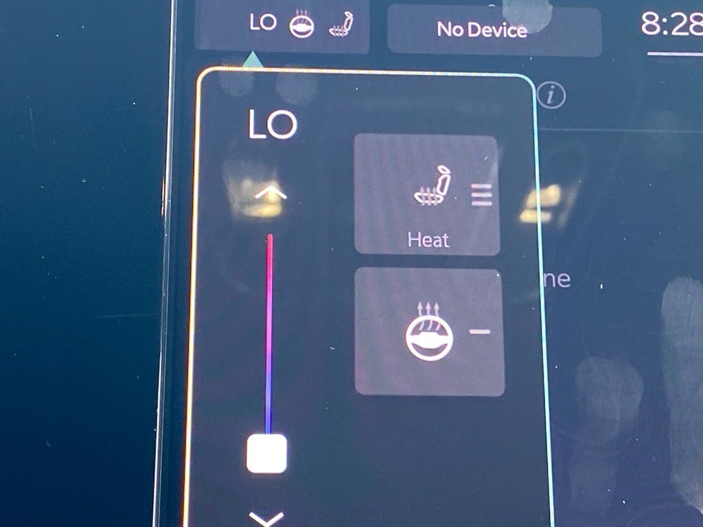 2022 Jeep Grand Cherokee Altitude - Photo 16