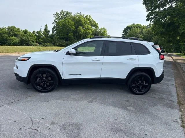 Used 2016 White Jeep Limited image 4