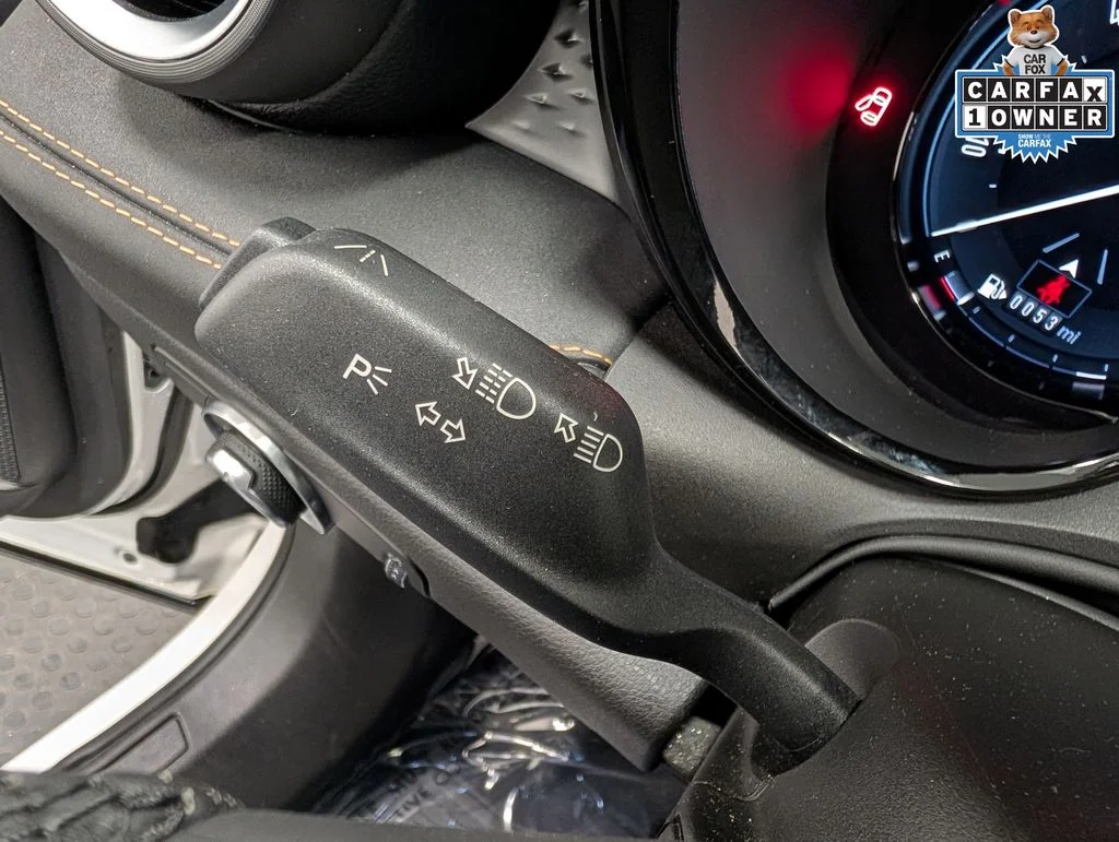 Used 2025 White Alfa Romeo  image 18