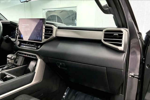 2025 Toyota Tundra Limited - Photo 20