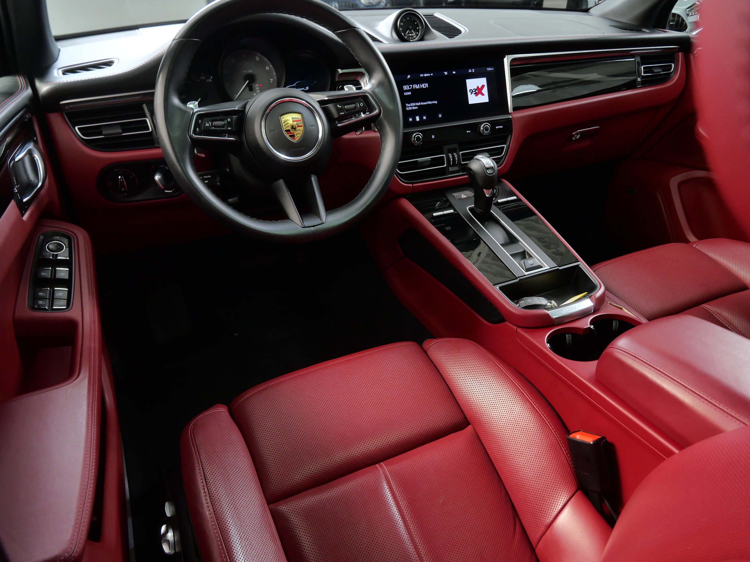 Used 2022 Porsche Macan S with VIN WP1AG2A57NLB22932 for sale in Minnetonka, Minnesota