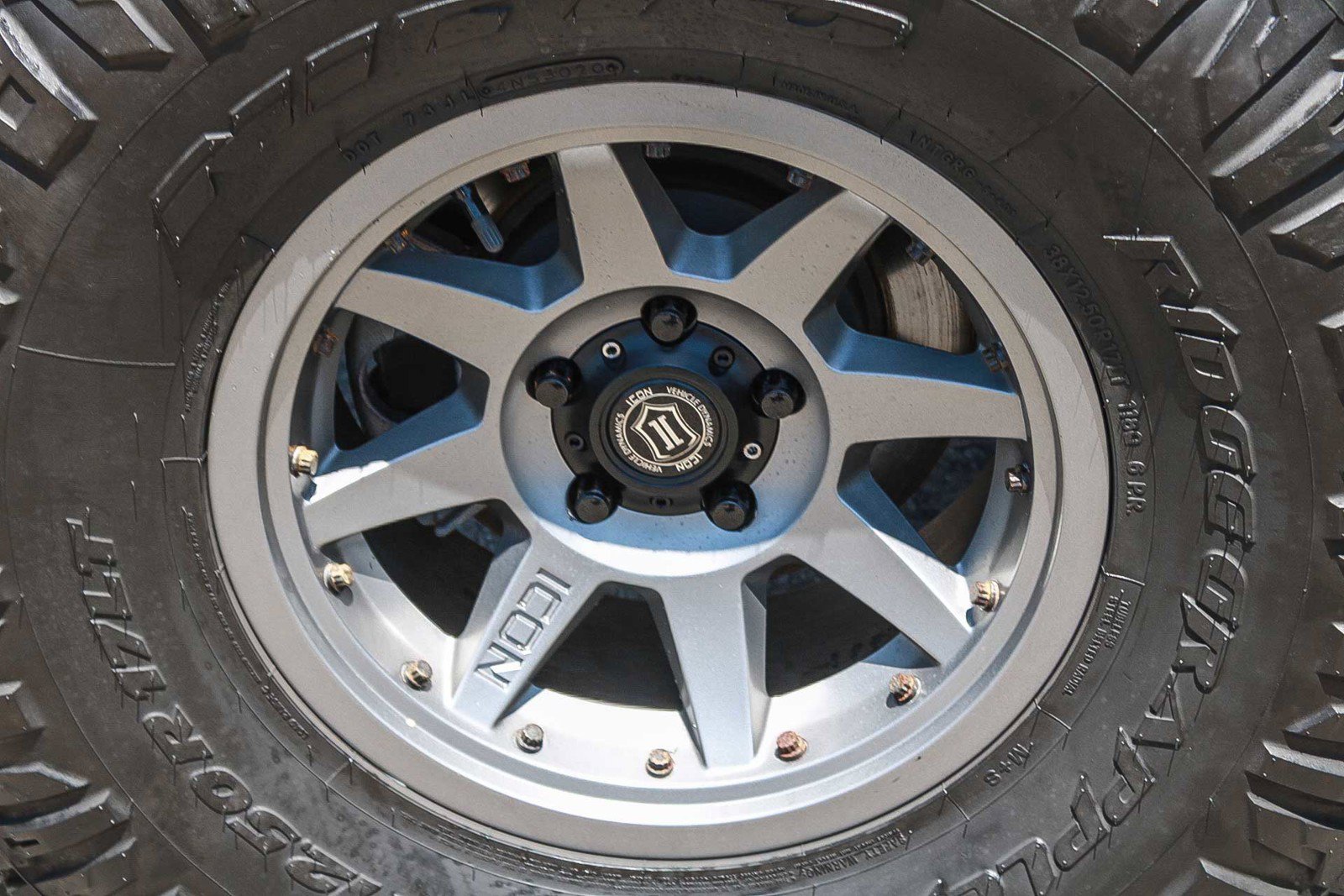 Used 2021 Granite Crystal Metallic Clearcoat Jeep Unlimited Rubicon image 11