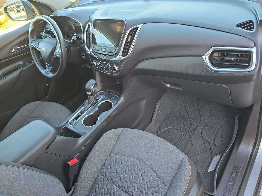 2024 Chevrolet Equinox LT - Photo 30