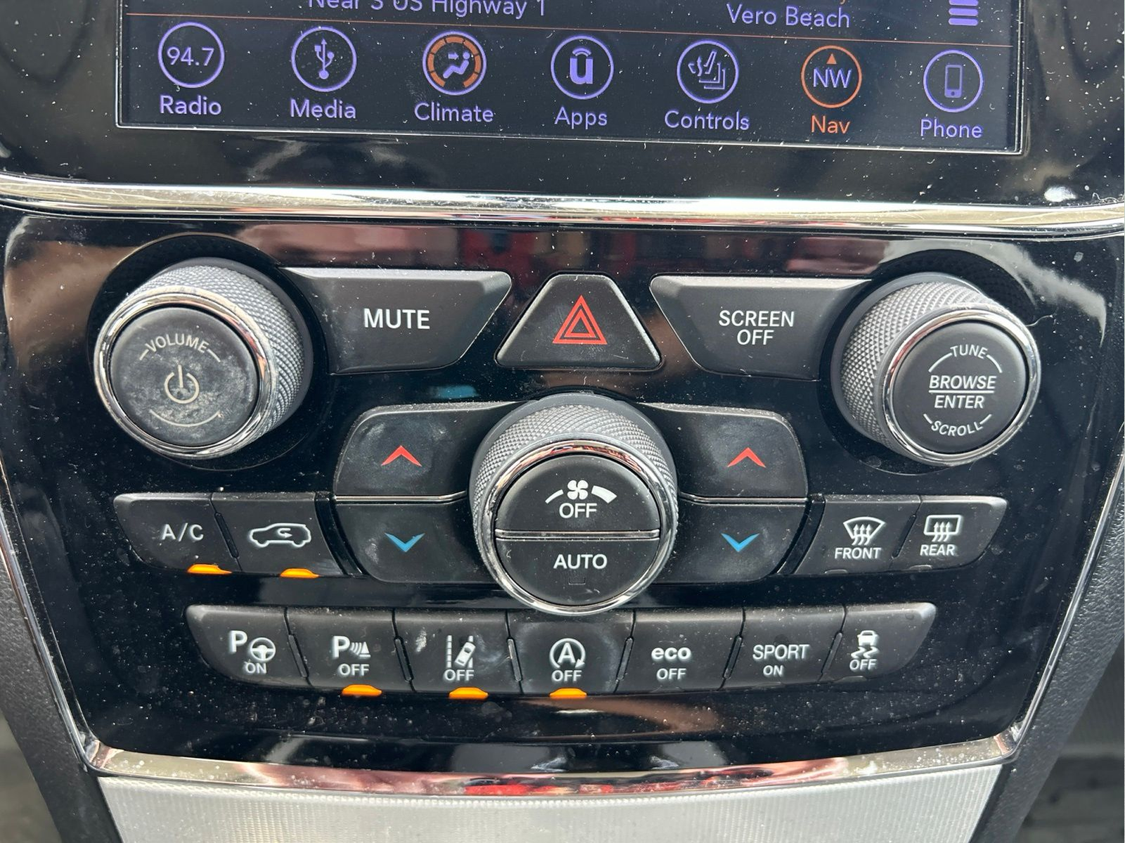 Used 2019 Black Jeep Summit image 31