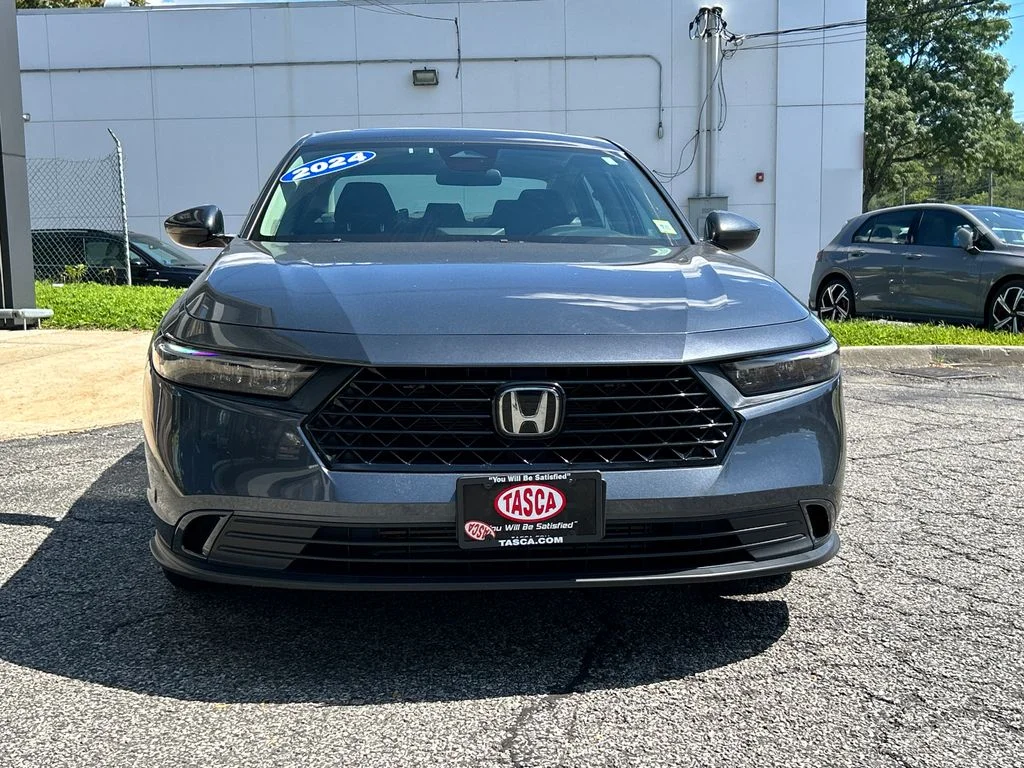 Used 2024 Gray Honda EX image 6
