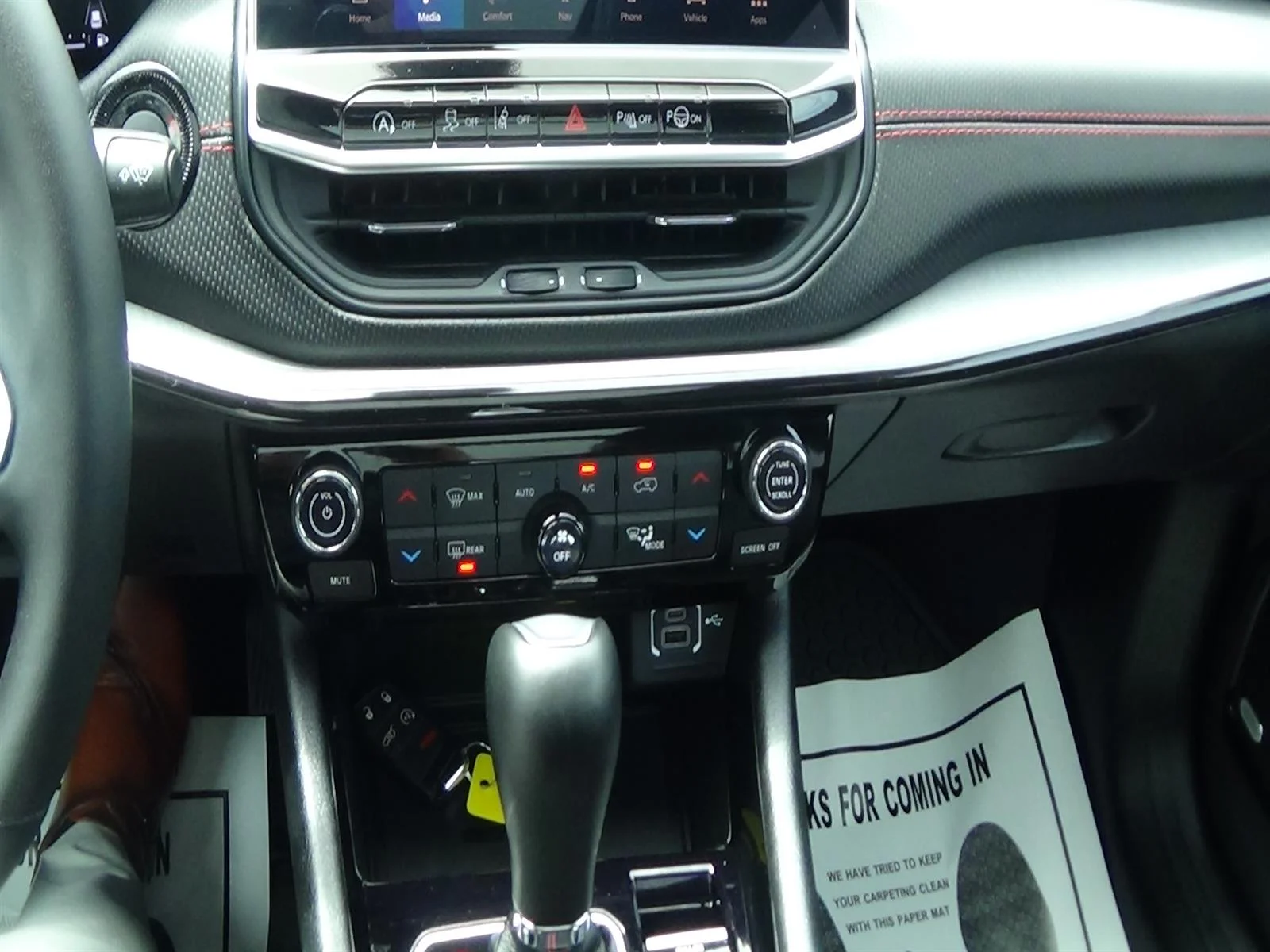 Certified Used 2024 Red Hot Pearl Coat (pr6) Jeep Trailhawk image 27