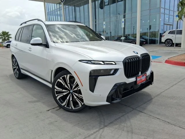 2027 BMW X7 40i