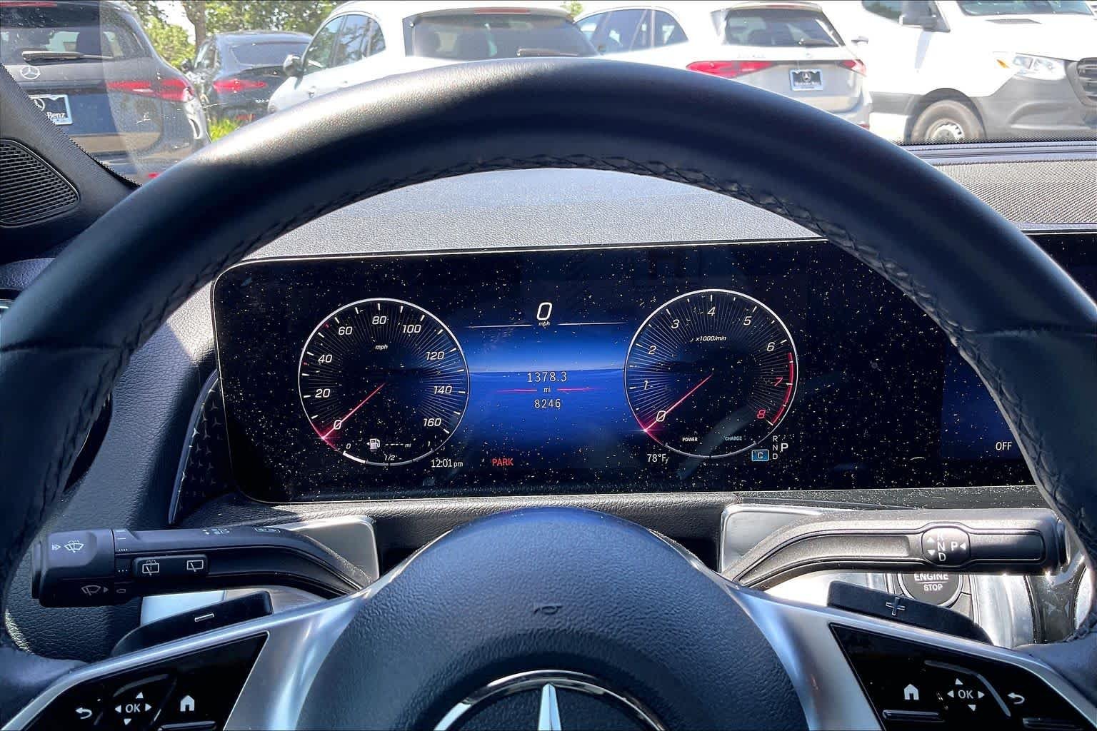 Used 2024 Polar White Mercedes-Benz GLB 250 image 24
