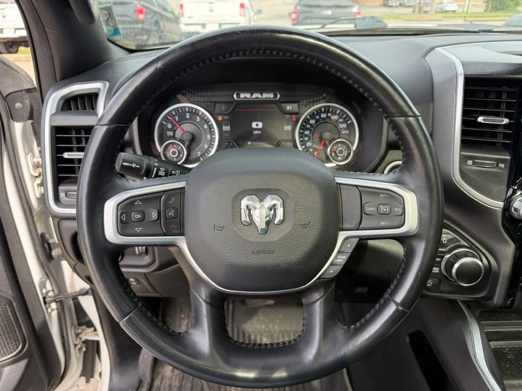 Used 2023 White Ram Big Horn/Lone Star image 14