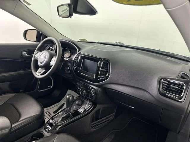 Used 2021 Black Jeep Altitude image 30