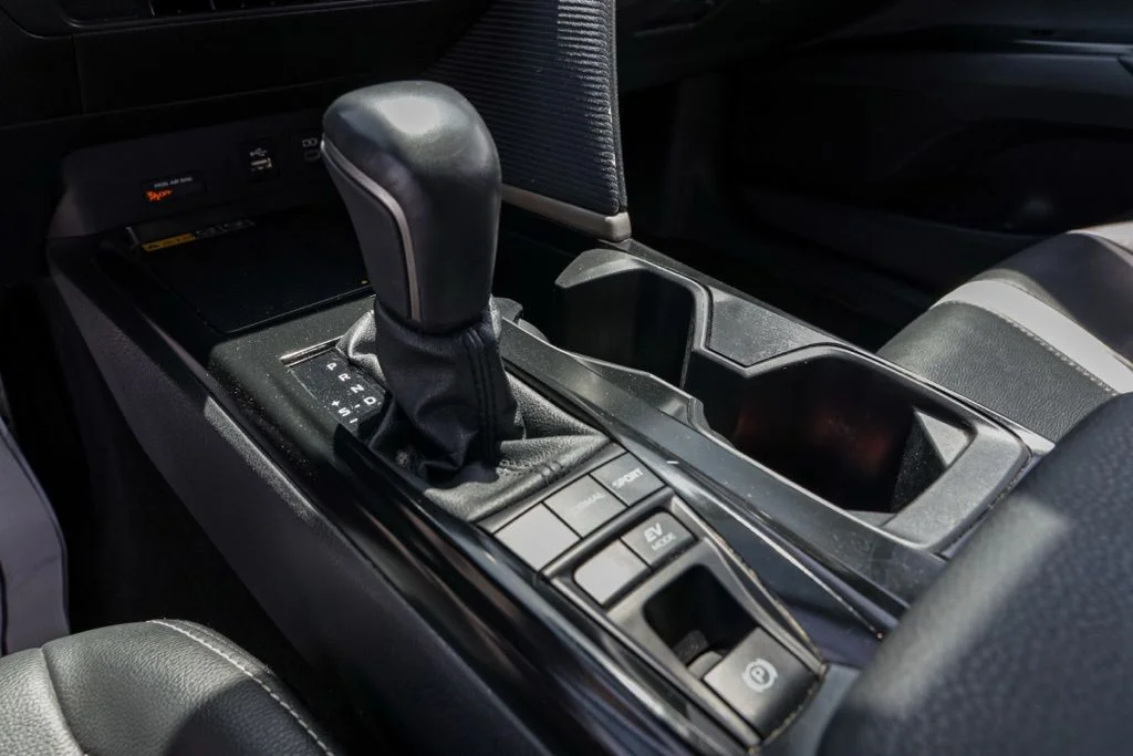 Used 2025  Toyota SE image 31