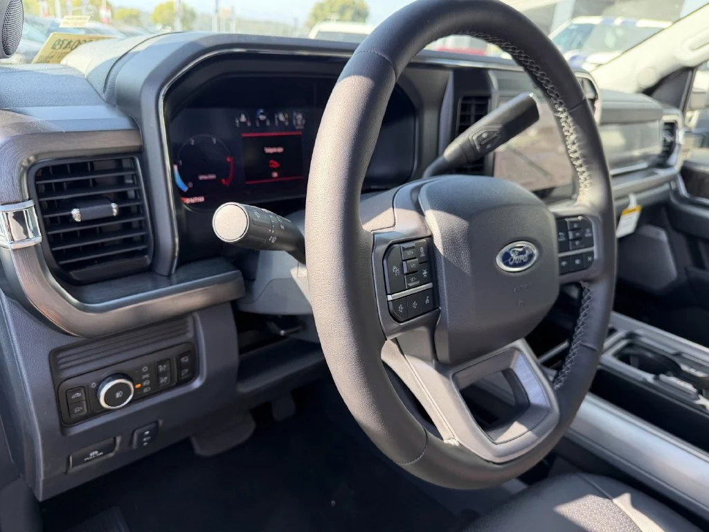 New 2026 Glacier Gray Metallic Tri-Coat Ford F-250® Lariat® image 22