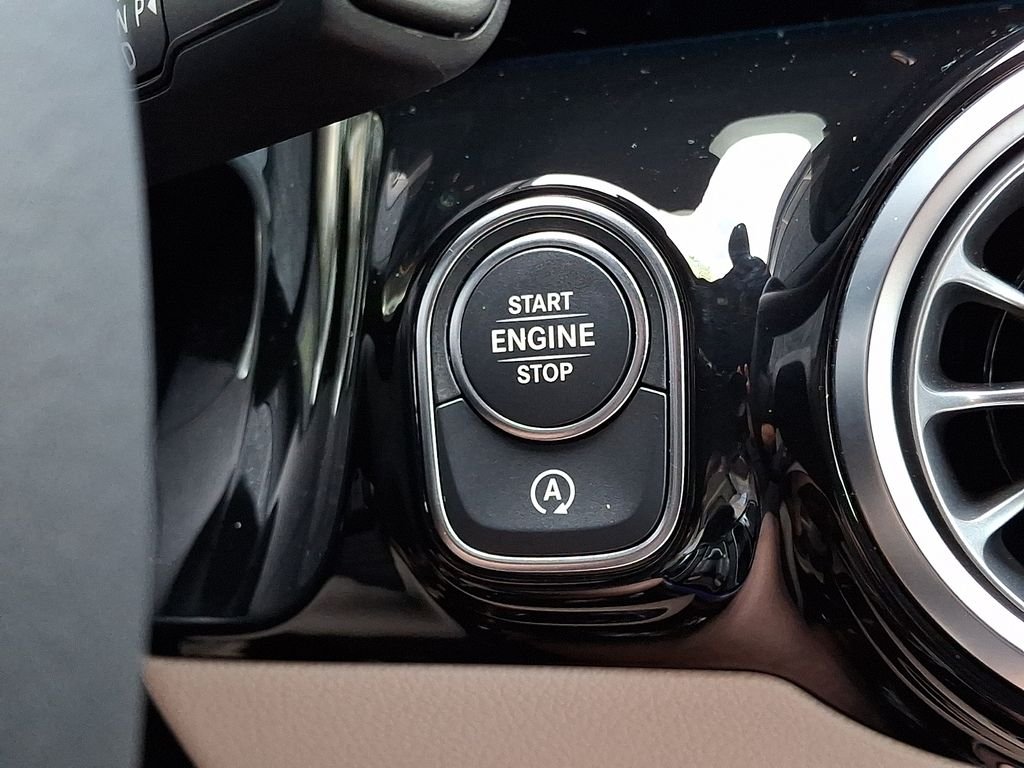 Certified Used 2026 White Mercedes-Benz GLA 250 image 22