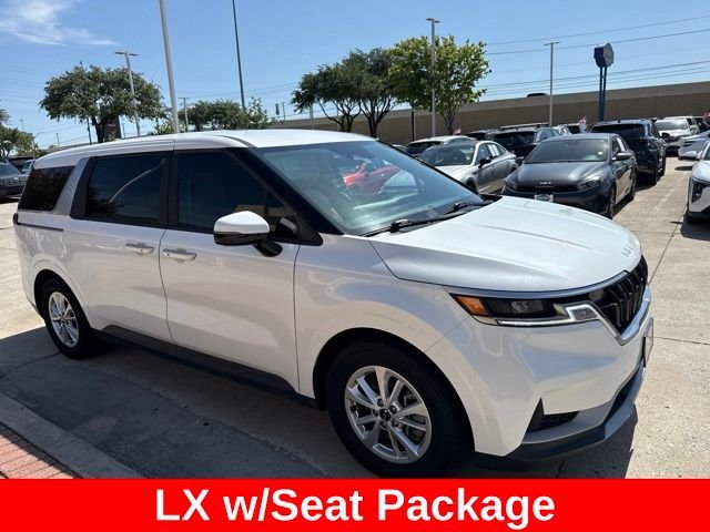 Used 2023 White Kia LX Seat Package image 5