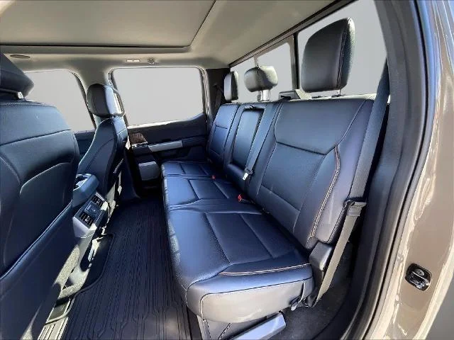 New 2027 Marsh Gray Metallic Ford F-250® Lariat® image 74
