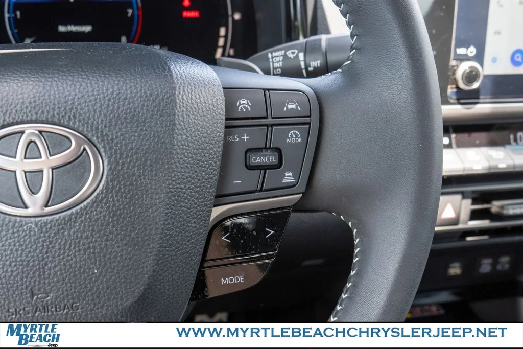 Used 2025 Ocean Toyota SE image 26