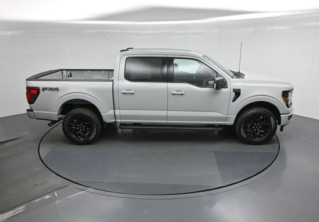 New 2026 Avalanche Ford XLT image 38
