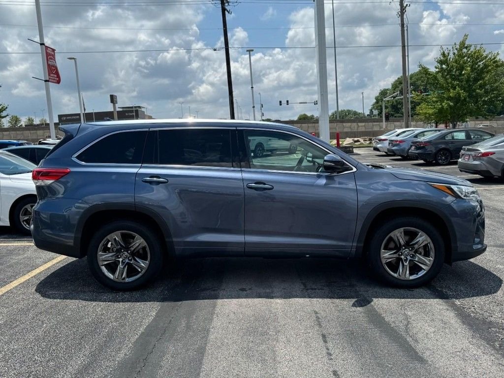 Used 2018 Blue Toyota Limited Platinum image 2