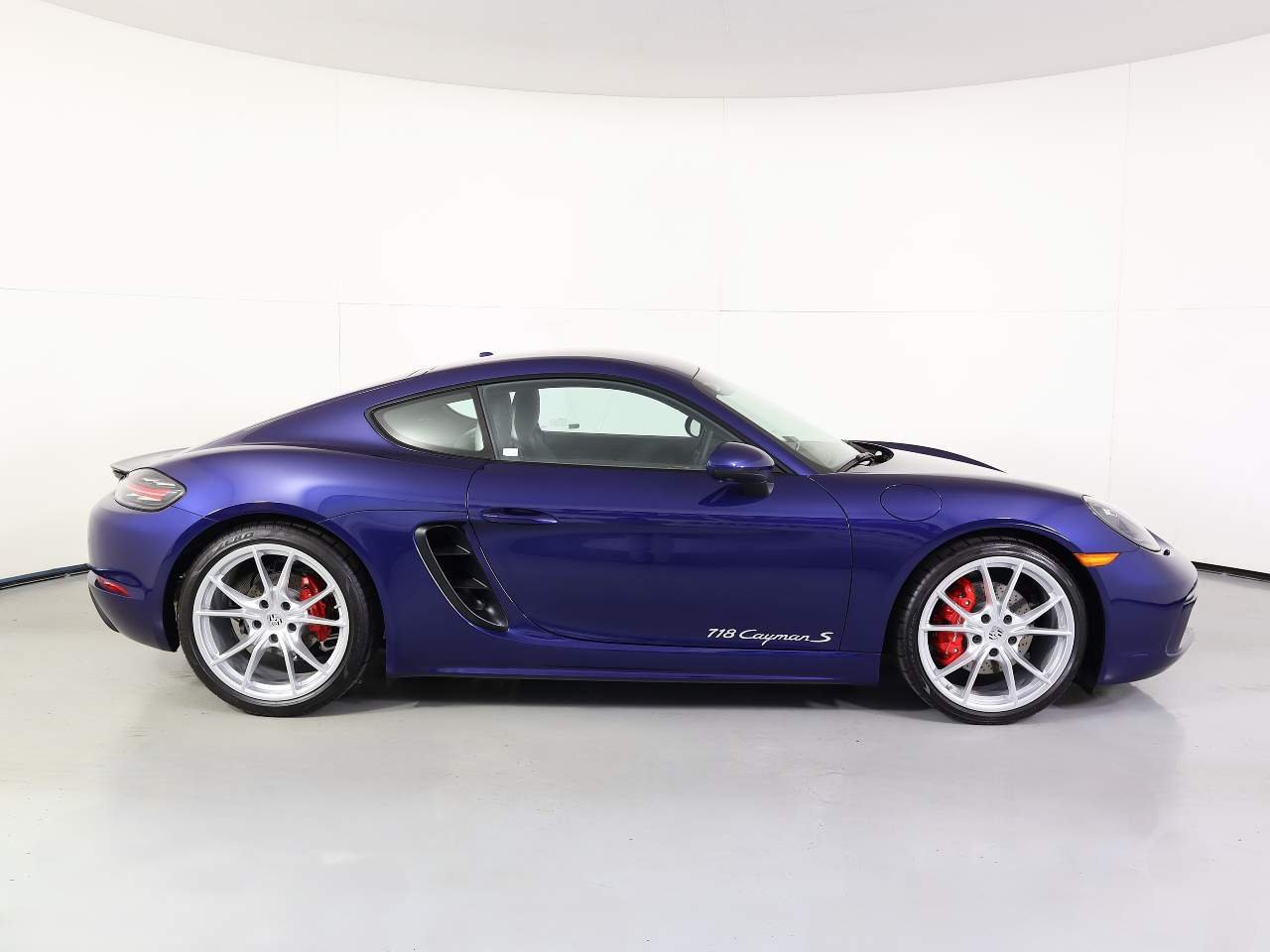 2025 Porsche 718 S - Photo 8