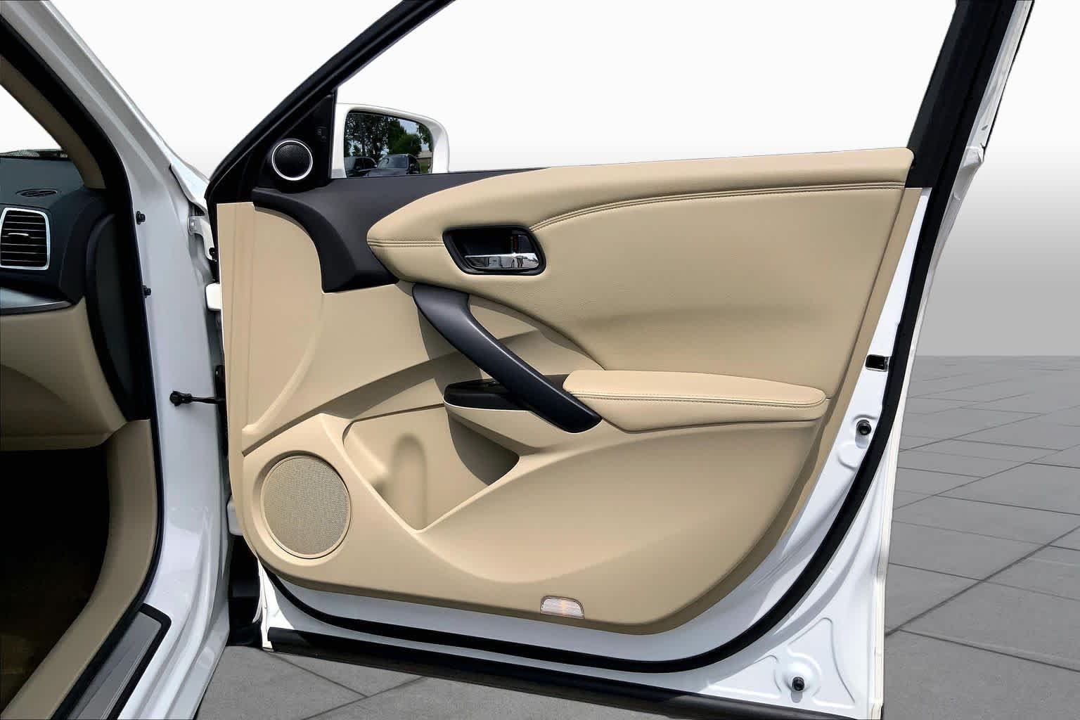 Used 2016 White Diamond Pearl Acura Tech Pkg image 23