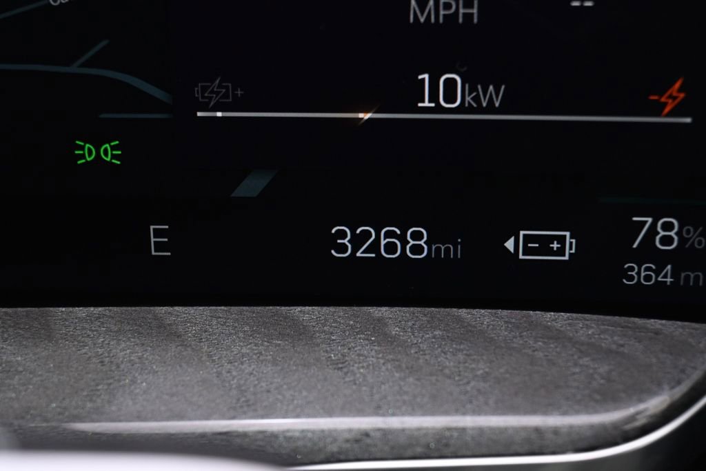 2025 Cadillac Escalade IQ Luxury 2 - Photo 28