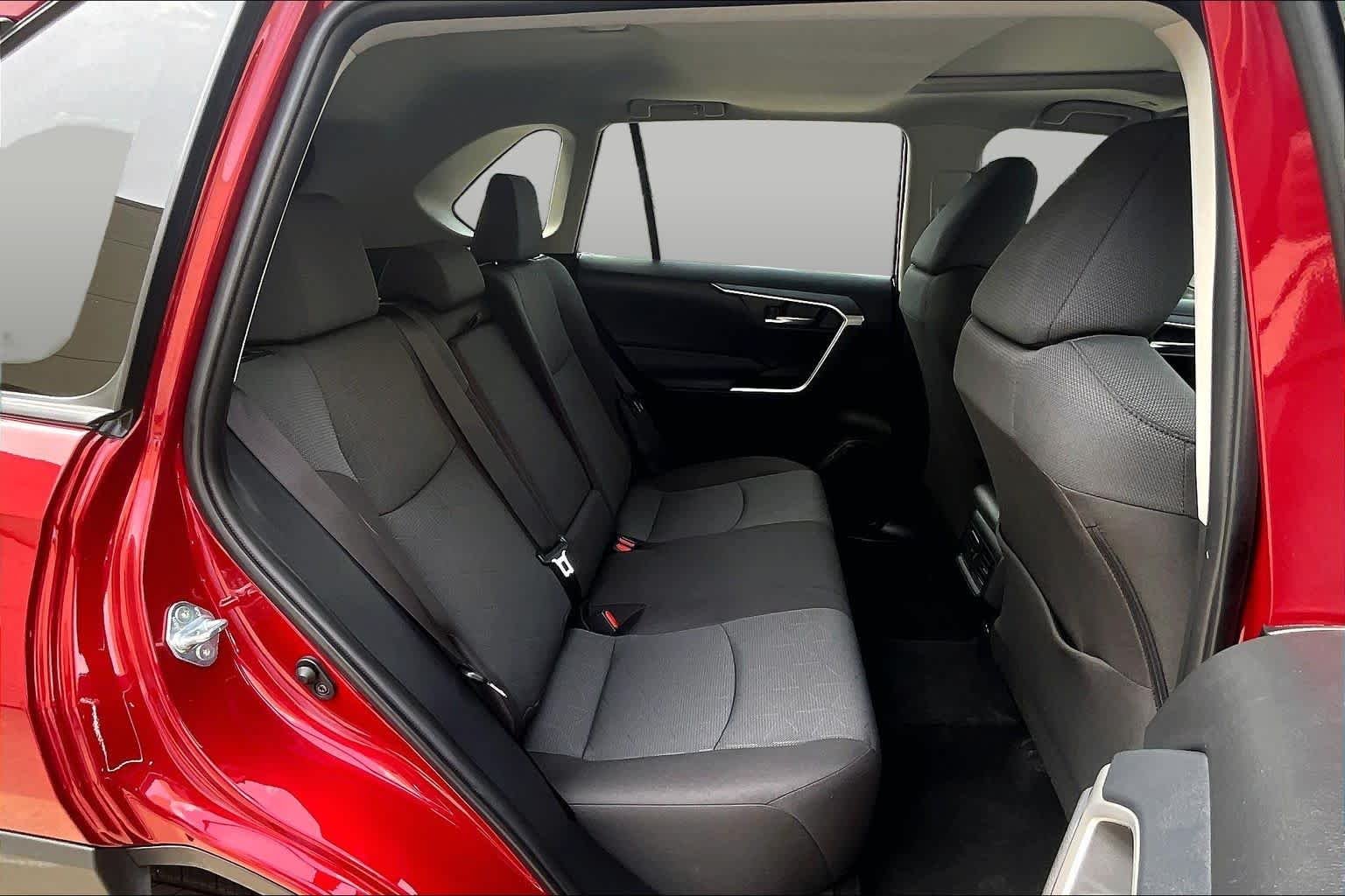 Used 2025 Ruby Flare Pearl Toyota XLE image 20