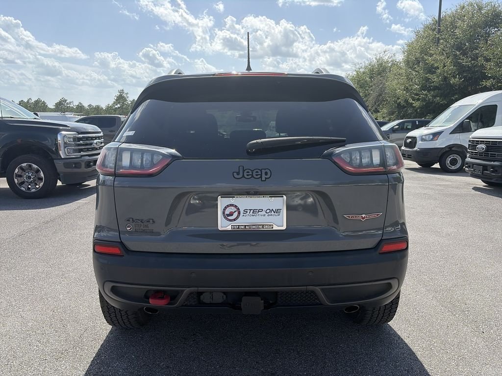 Used 2019 Sting Gray Clearcoat Jeep Trailhawk image 6