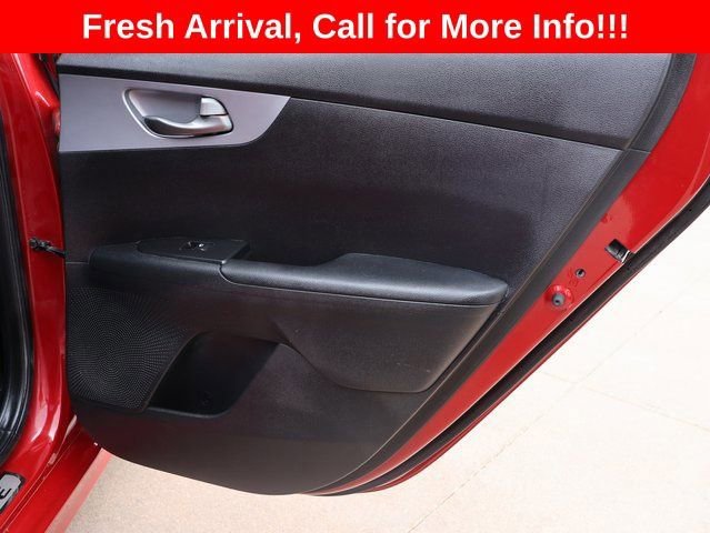 Used 2022  Kia LXS image 14